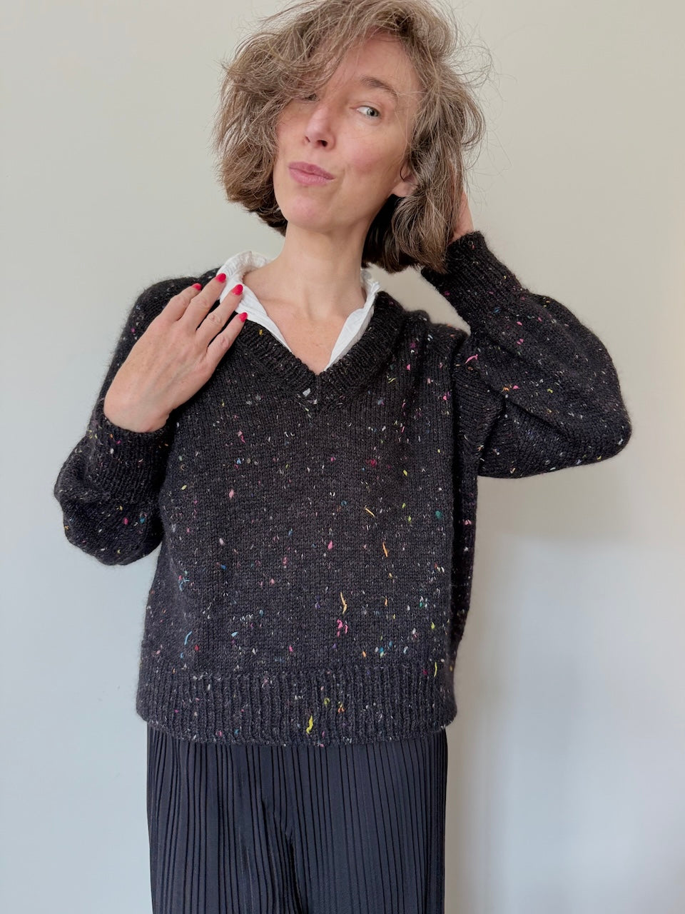 Grace Sweater (V-neck)