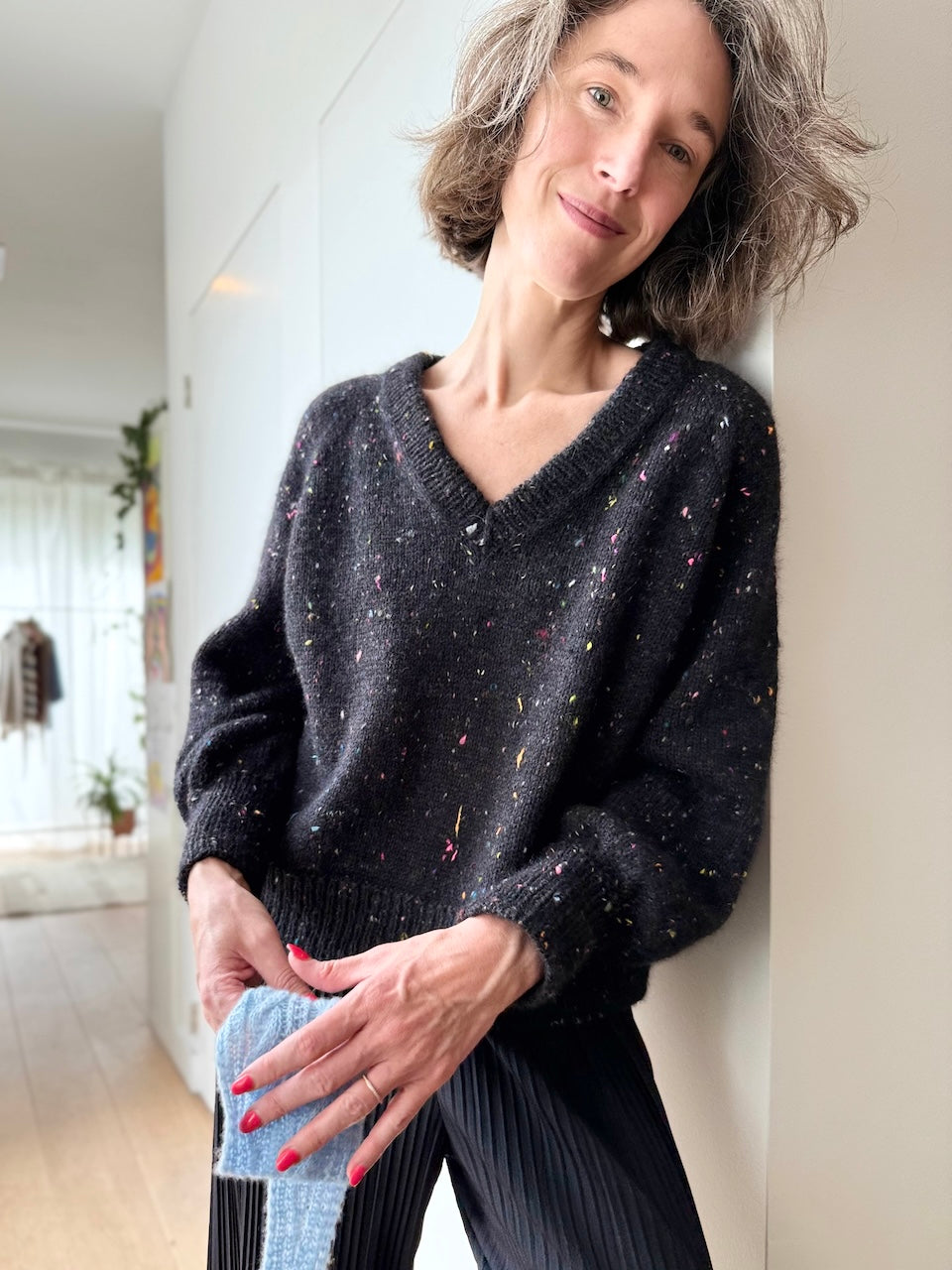 Grace Sweater (V-neck)