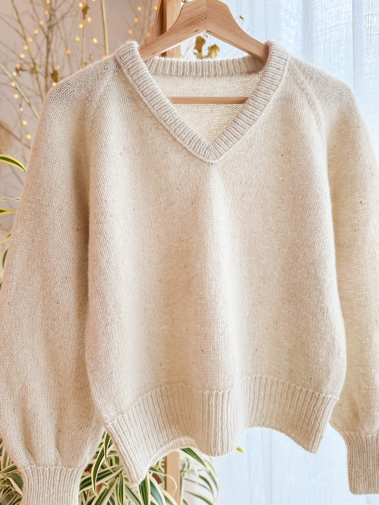 Grace Sweater (V-neck)