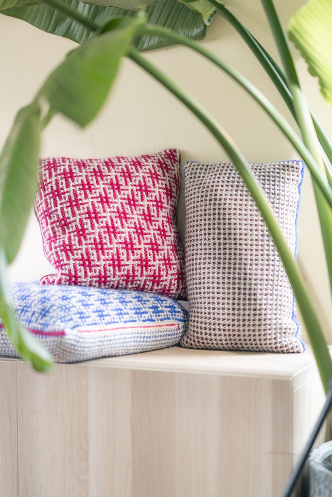 Labyrinth cushion