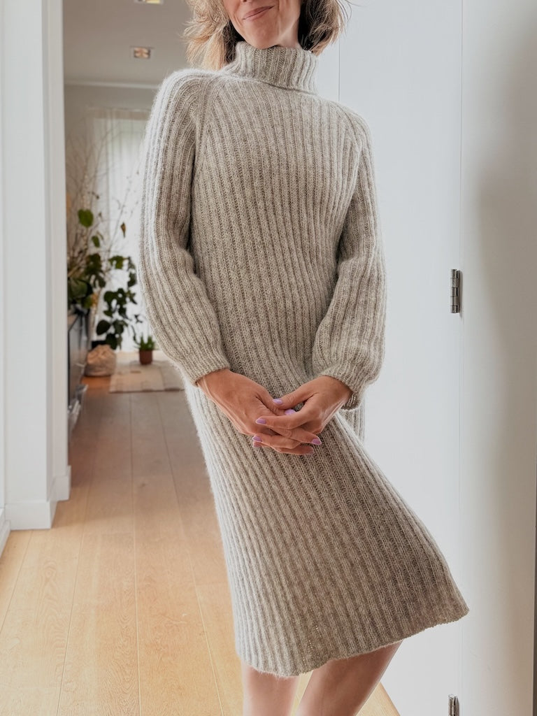 Charlotte Sweater (Dress)