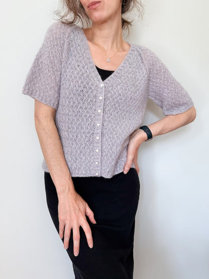 Renée Tee (V-neck)