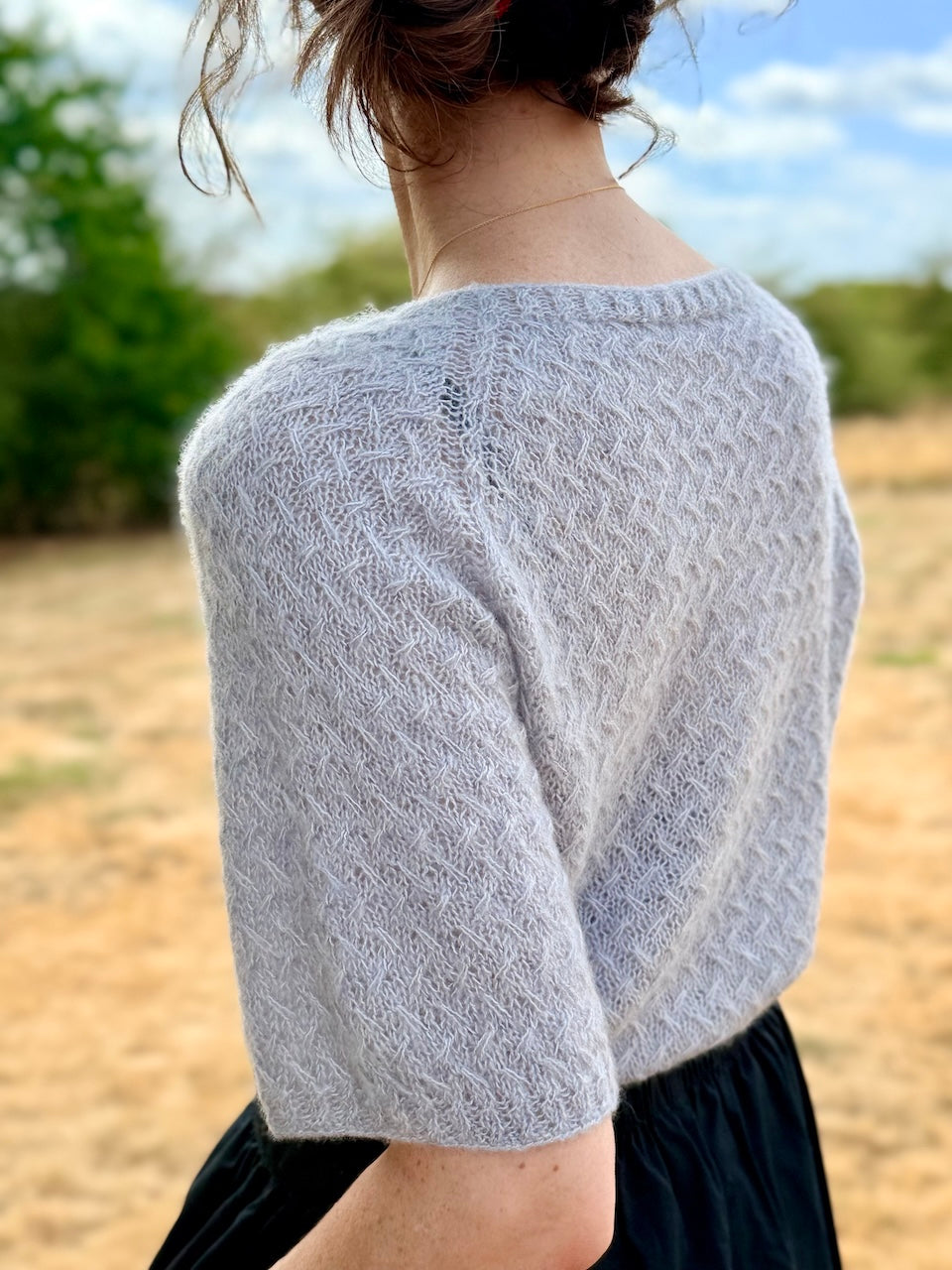 Renée Tee (V-neck)